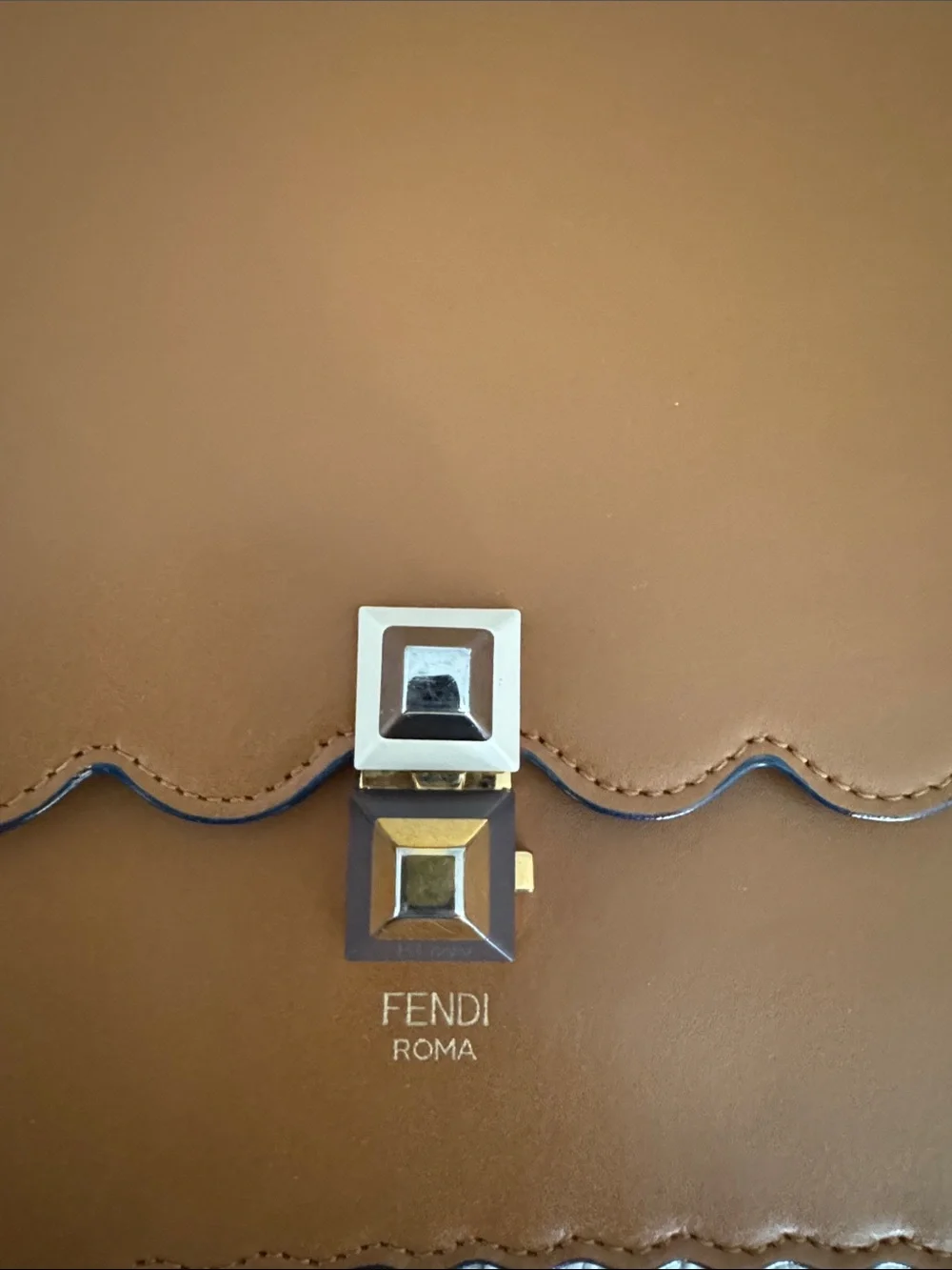Fendi Brown Scalloped Leather Shoulder Bag with Gold Hardware - Picture 3 of 10